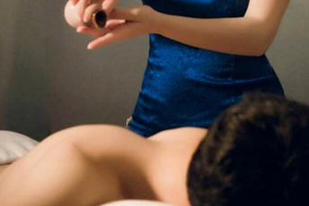 魔都水疗馆是失眠者的秘密避难所